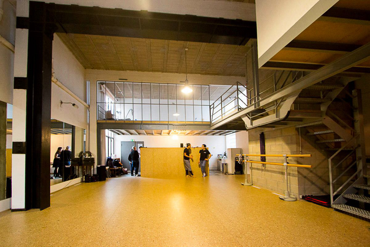 Salle de répétition, vue globale. Salle de répétition, vue globale.